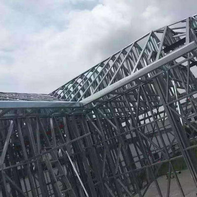 맞춤형 경량 아연 도금 강철 트러스 지붕 구조 GB 표준